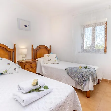 Villa Lloquet By Homevillas360 *