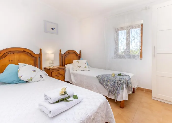 Villa Lloquet By Homevillas360 *